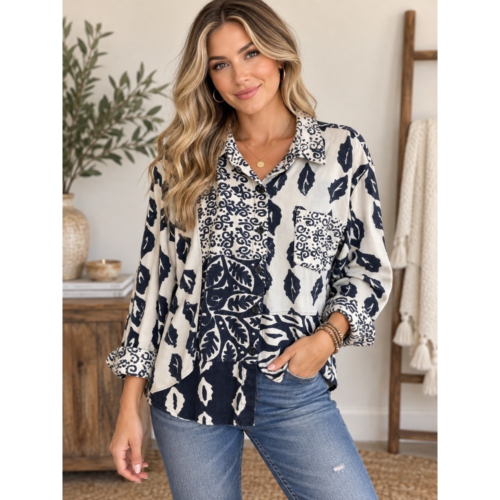 Winter Sun Women Medium Patchwork Button Down Shirt Navy Blue Cream Leaf Print